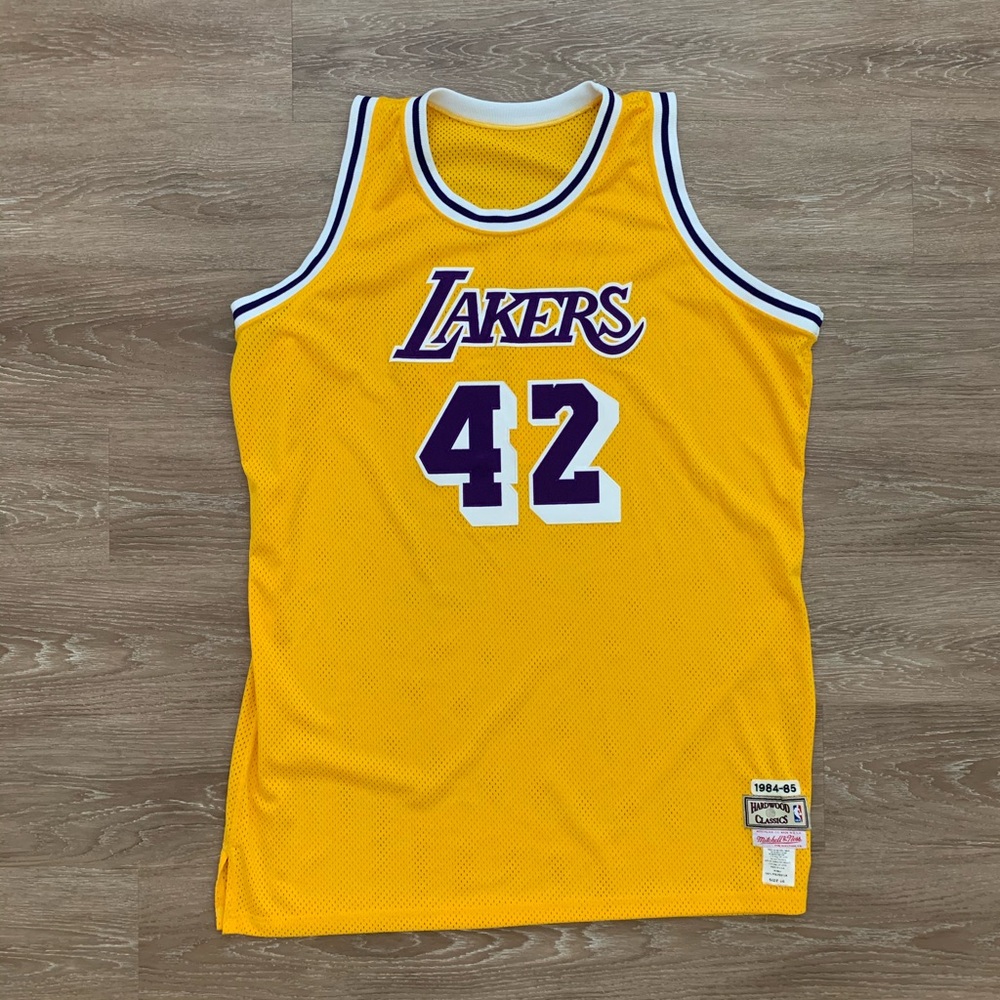 Mitchell & Ness Lakers Yellow Jersey